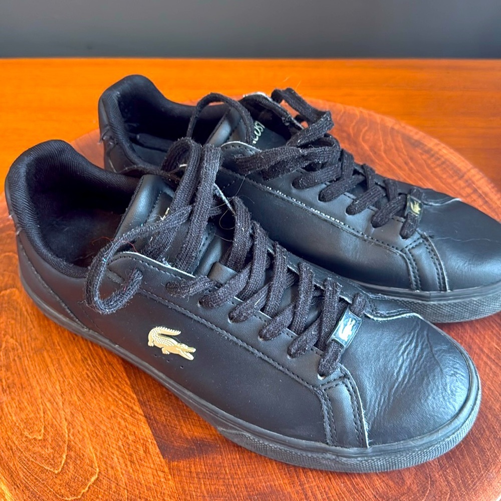 Lacoste Larond pro sneaker size 8 unisex clearance price 💯
